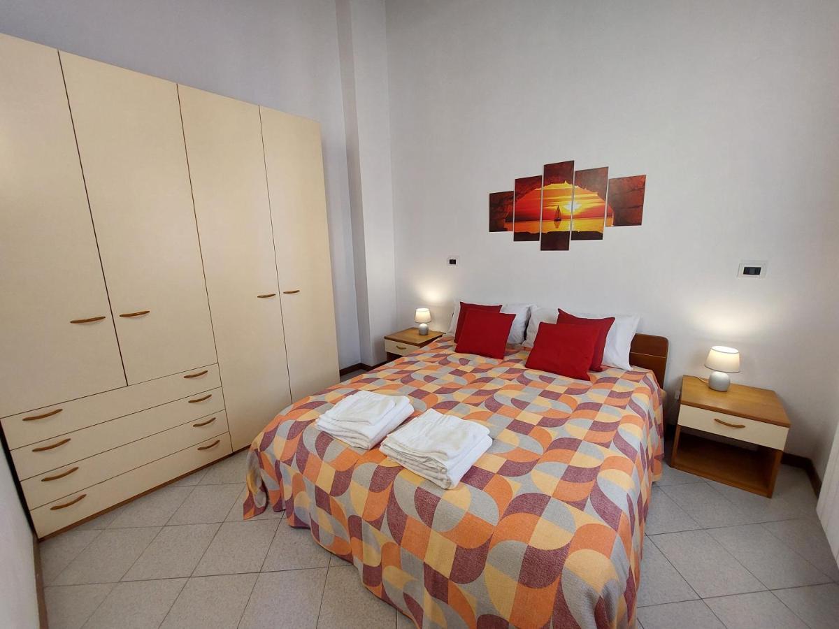 Appartamento In Centro Free Wi-Fi, Self Check-In Forlì Exteriér fotografie